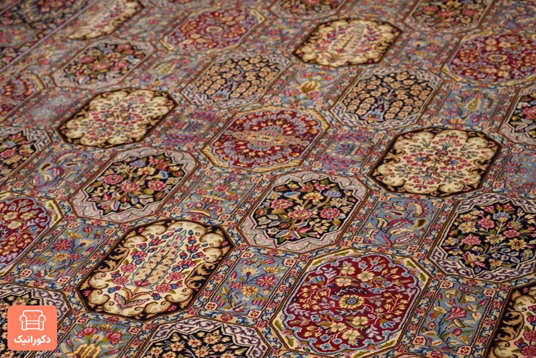 تصویری از فرش سنتی